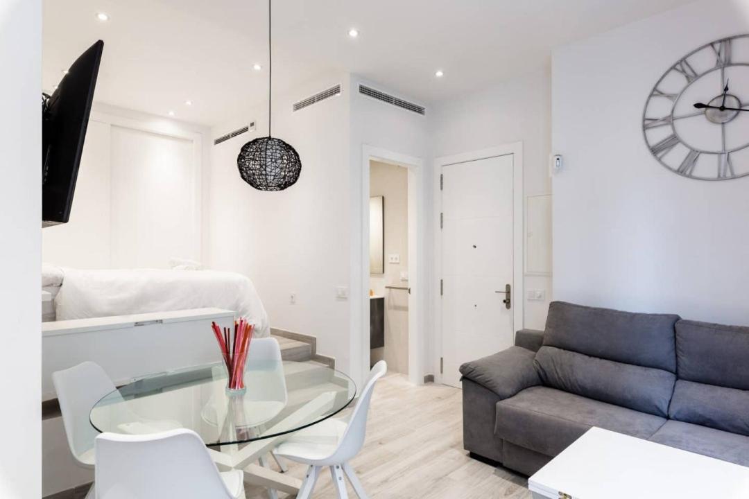 מאלגה Minty Stay - Studio La Merced מראה חיצוני תמונה